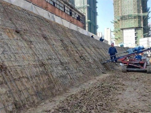 樊城建筑边坡支护